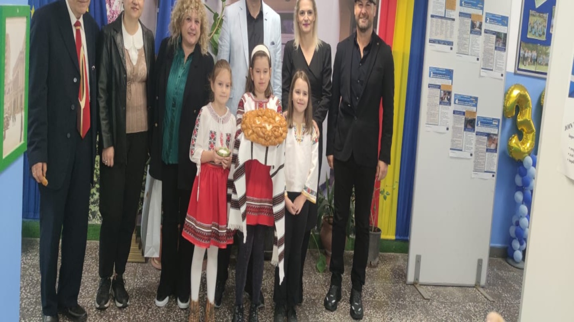 Romanyadaki Kardeş Okul Ziyareti
